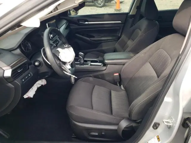 2023 NISSAN ALTIMA SV  