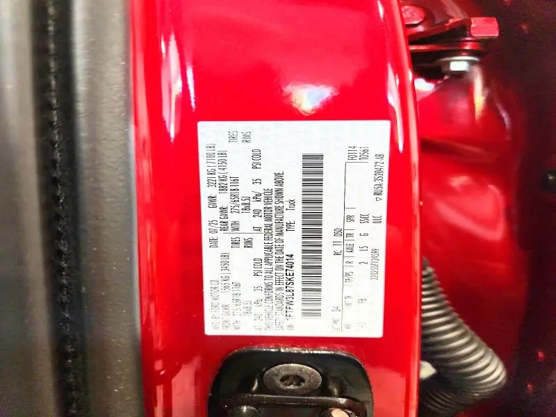 2025 FORD F150 XLT  