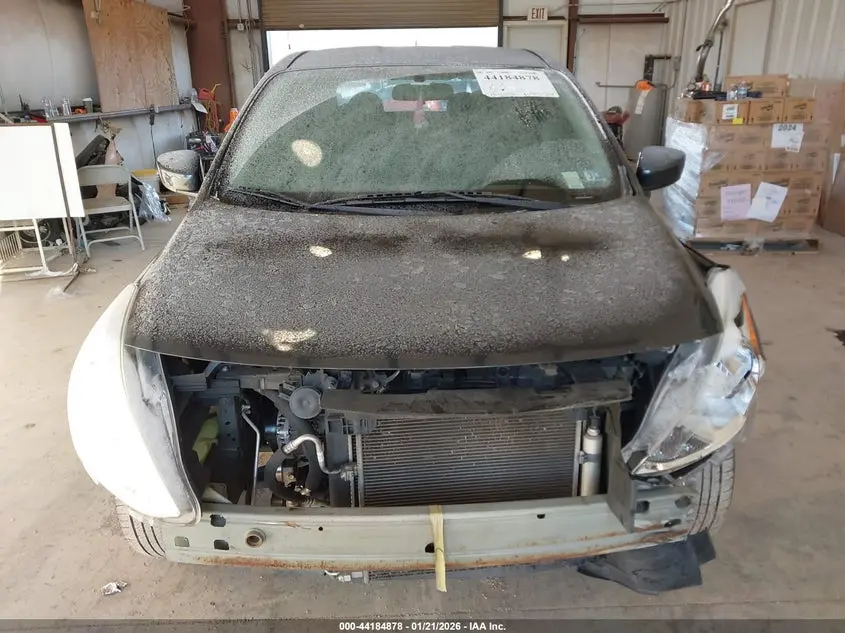 2015 NISSAN VERSA 1.6 SV