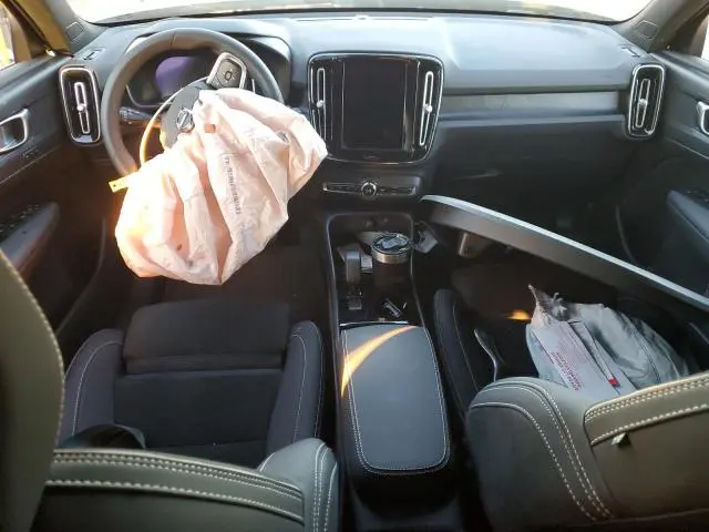 2024 VOLVO XC40 RECHARGE PLUS  