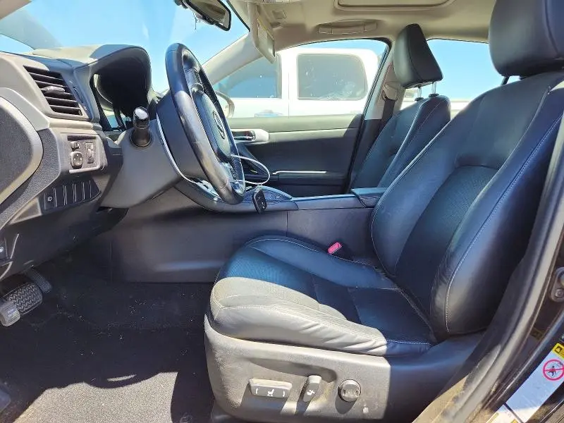 2012 LEXUS CT 200  