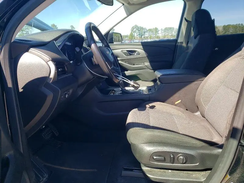 2019 CHEVROLET TRAVERSE LT  