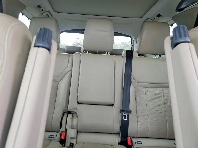 2018 LAND ROVER DISCOVERY SE  