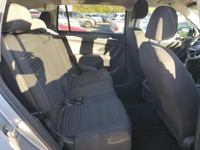 2022 VOLKSWAGEN TIGUAN S