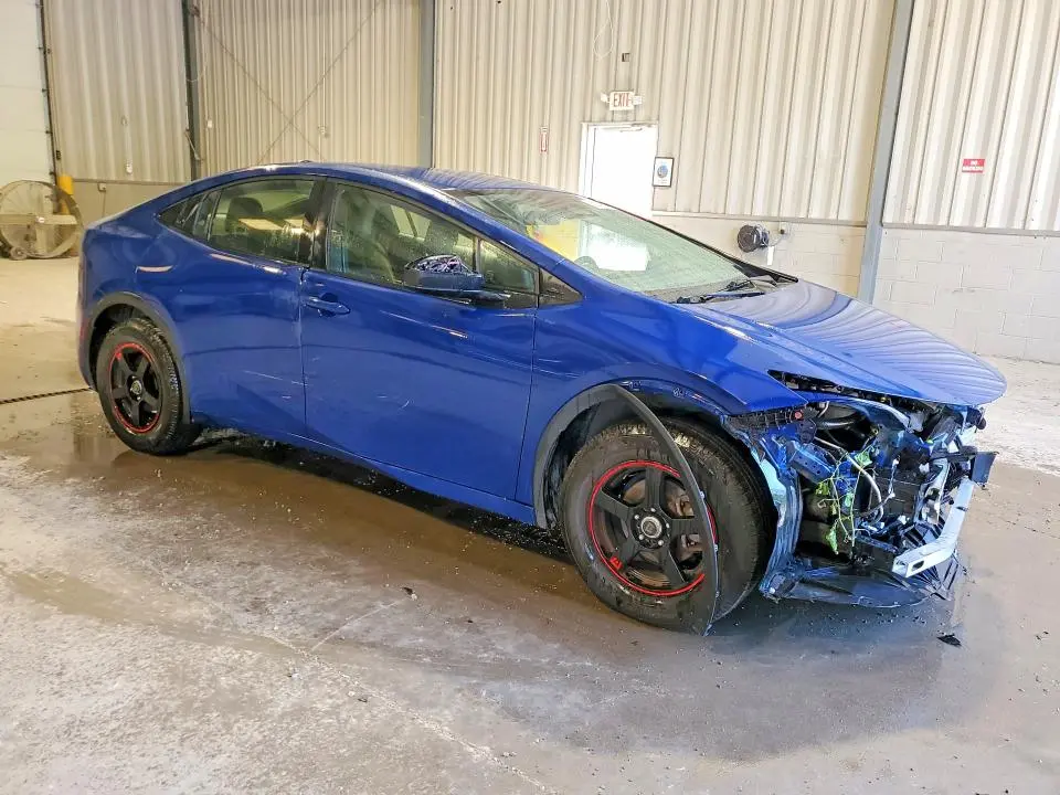 2023 TOYOTA PRIUS LE  