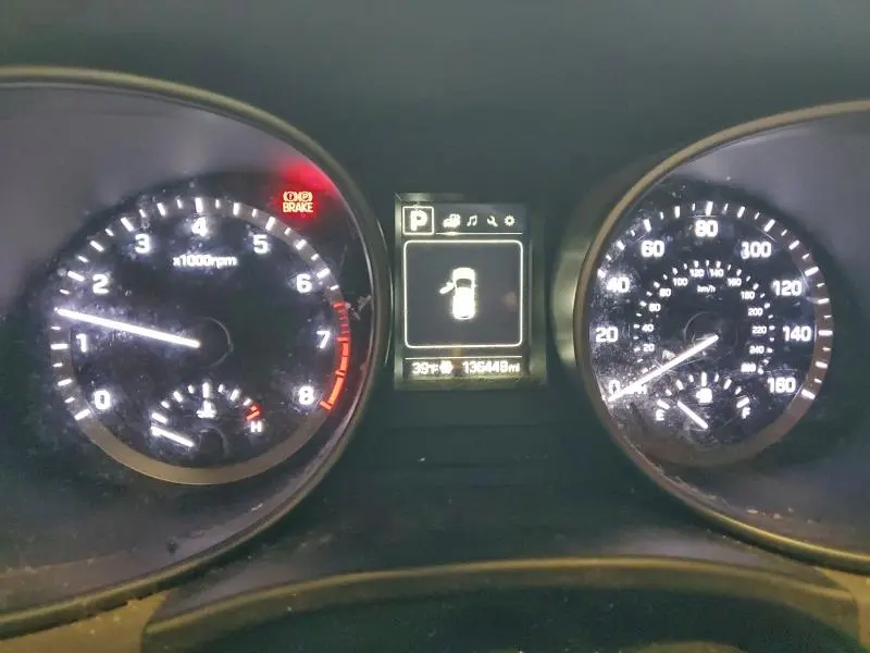 2017 HYUNDAI SANTA FE SE  