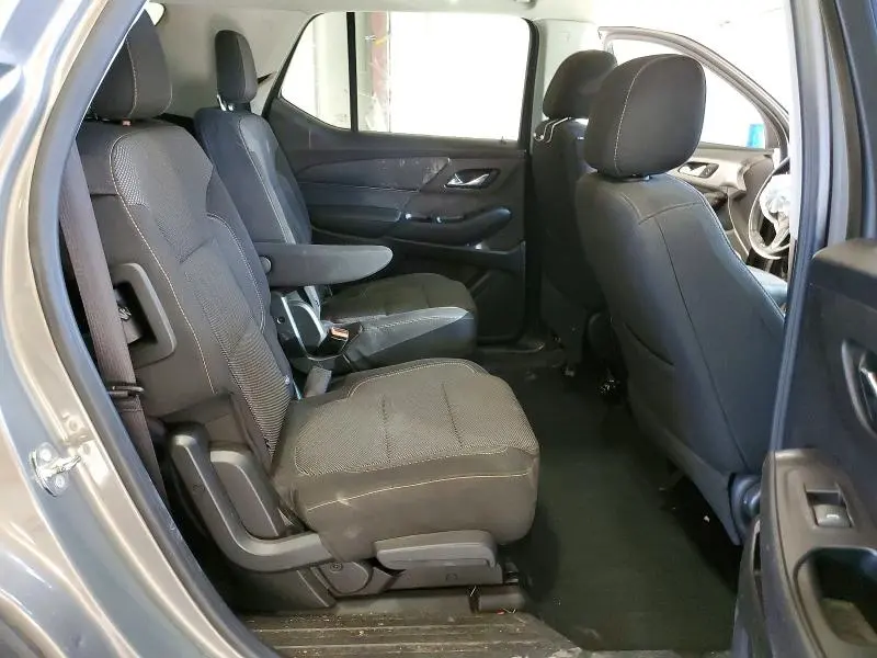 2018 CHEVROLET TRAVERSE LT  