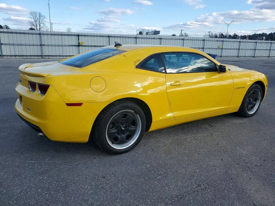 2013 CHEVROLET CAMARO LS  