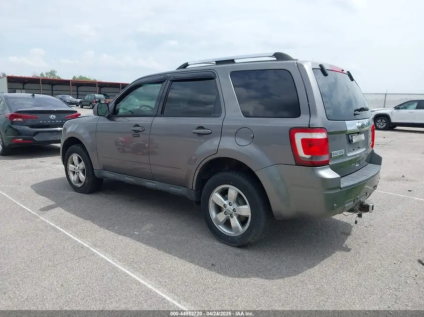 2010 FORD ESCAPE LIMITED