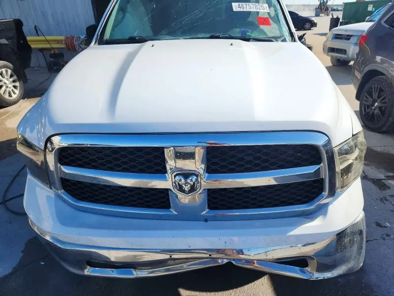 2018 RAM 1500 SLT  
