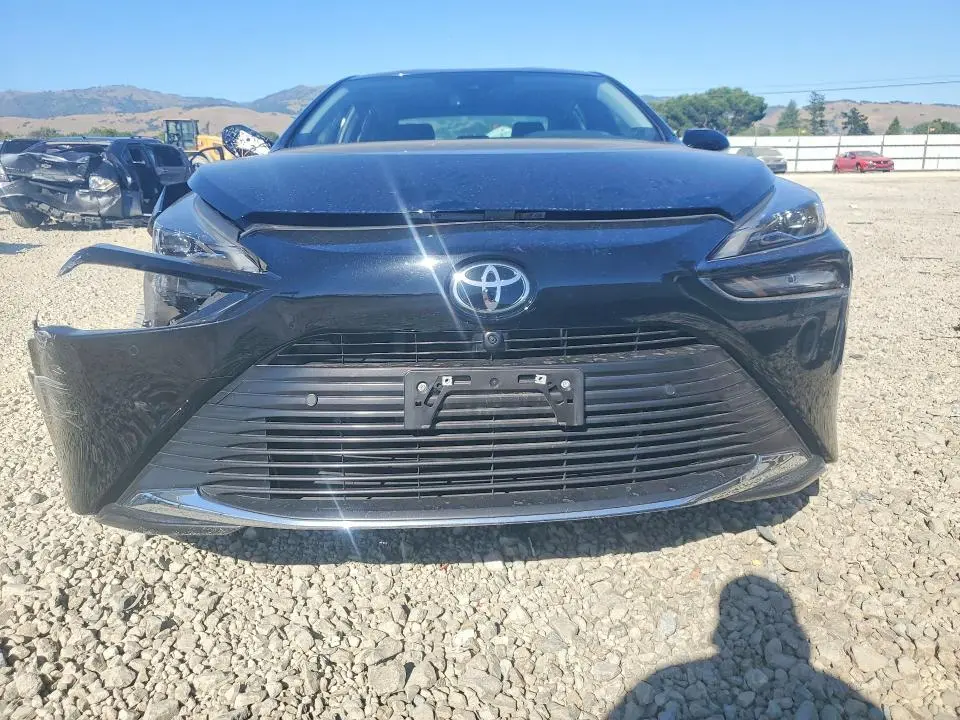 2023 TOYOTA MIRAI XLE  