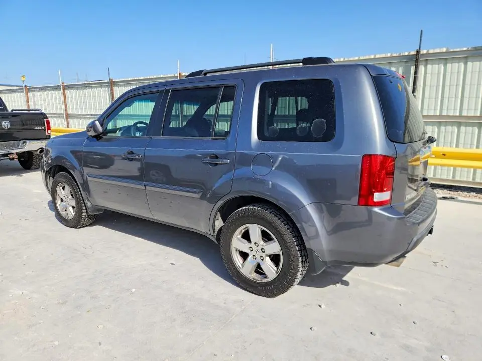 2011 HONDA PILOT EX  