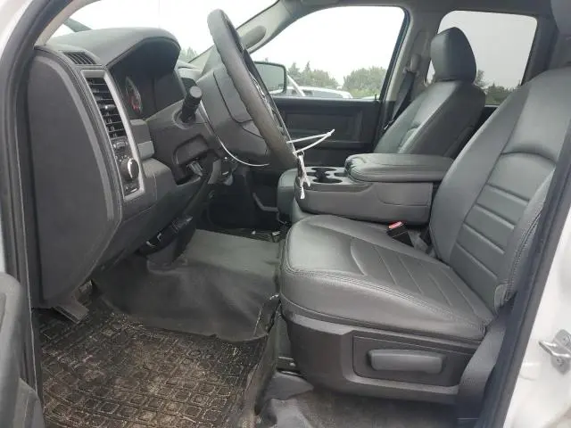 2016 RAM 1500 ST  