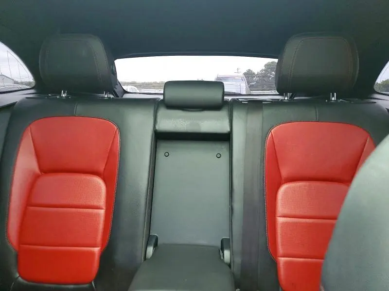 2018 JAGUAR F-PACE R - SPORT  