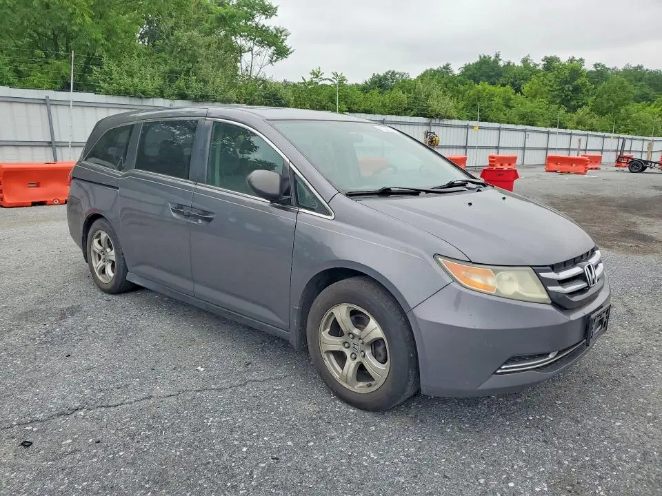 2014 HONDA ODYSSEY LX  