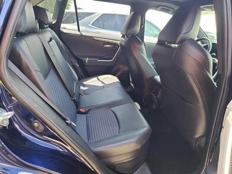 2019 TOYOTA RAV4 XSE  
