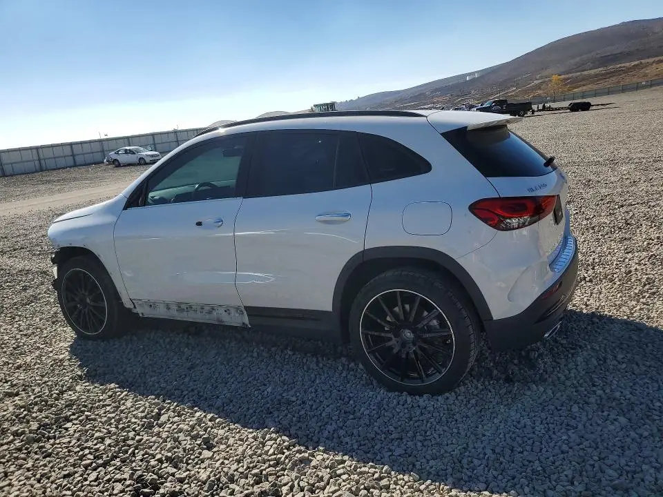 2022 MERCEDES-BENZ GLA 250 4MATIC  