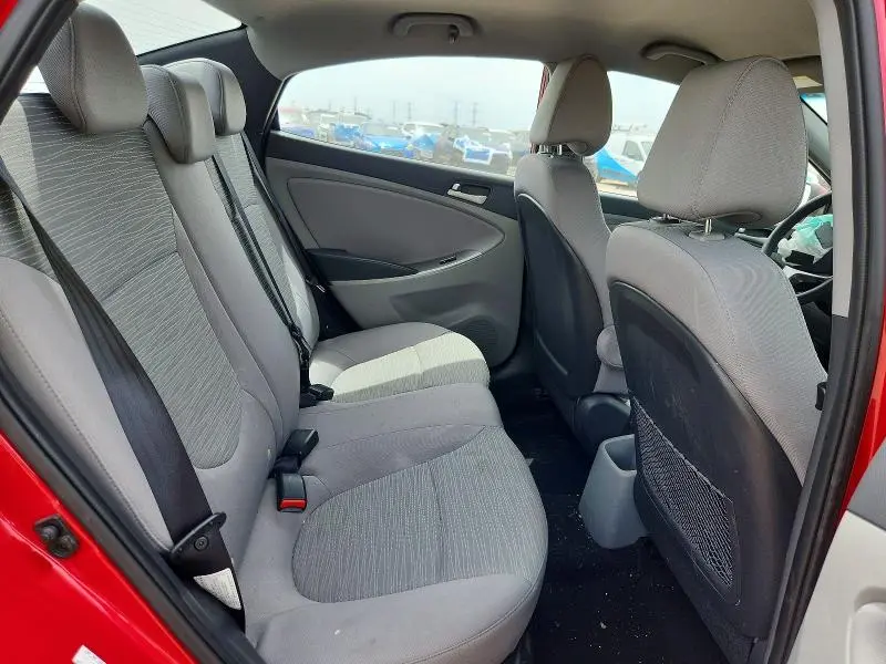 2015 HYUNDAI ACCENT GLS  