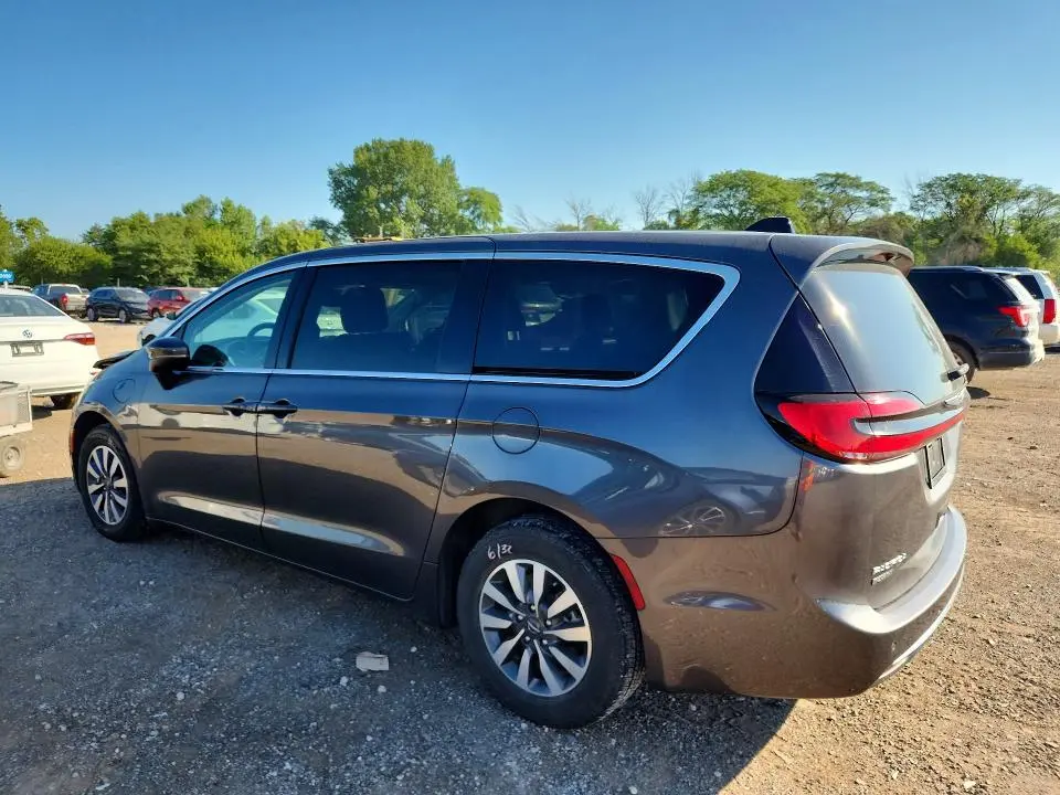 2023 CHRYSLER PACIFICA HYBRID TOURING L  