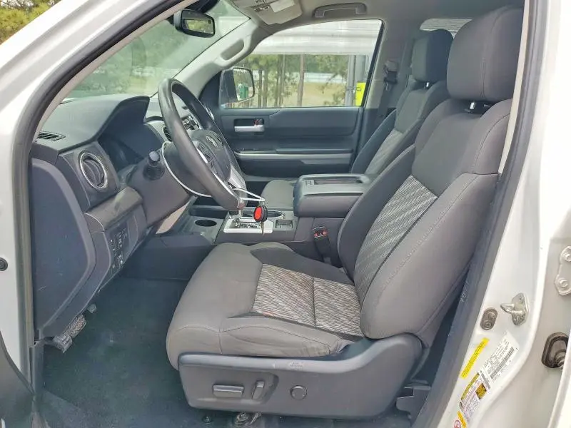 2018 TOYOTA TUNDRA SR5  