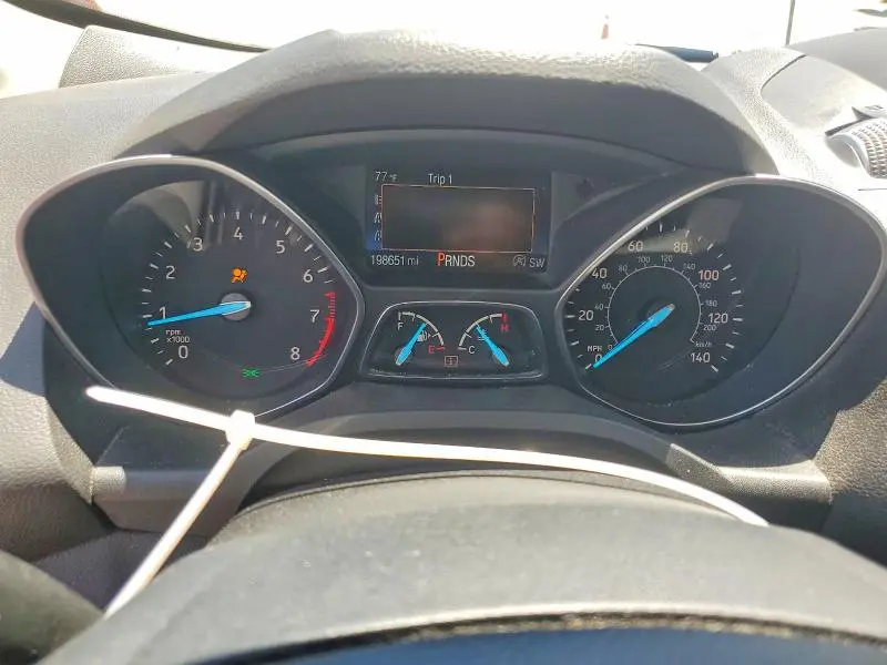 2019 FORD ESCAPE SE  