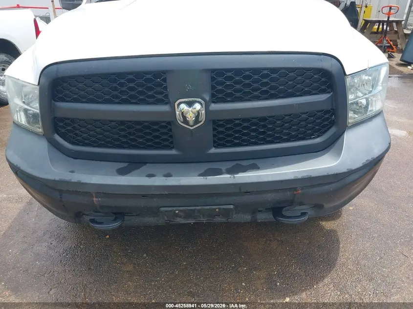2017 RAM 1500 TRADESMAN  4X4 5'7 BOX