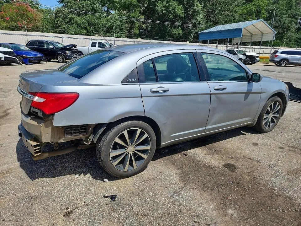 2014 CHRYSLER 200 LIMITED  