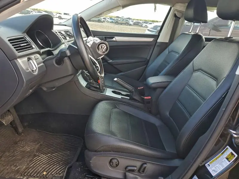 2019 VOLKSWAGEN PASSAT WOLFSBURG  