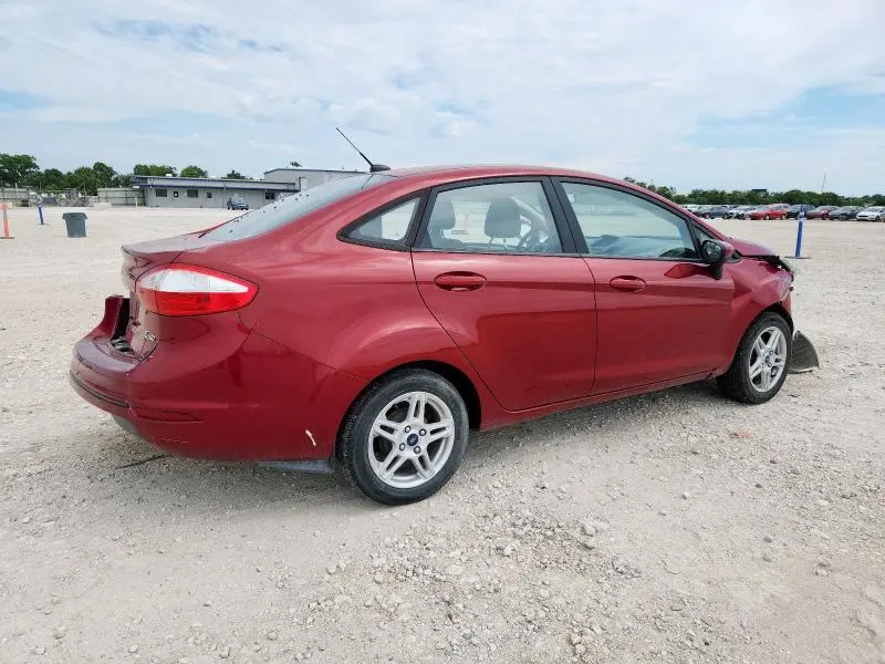 2017 FORD FIESTA SE  