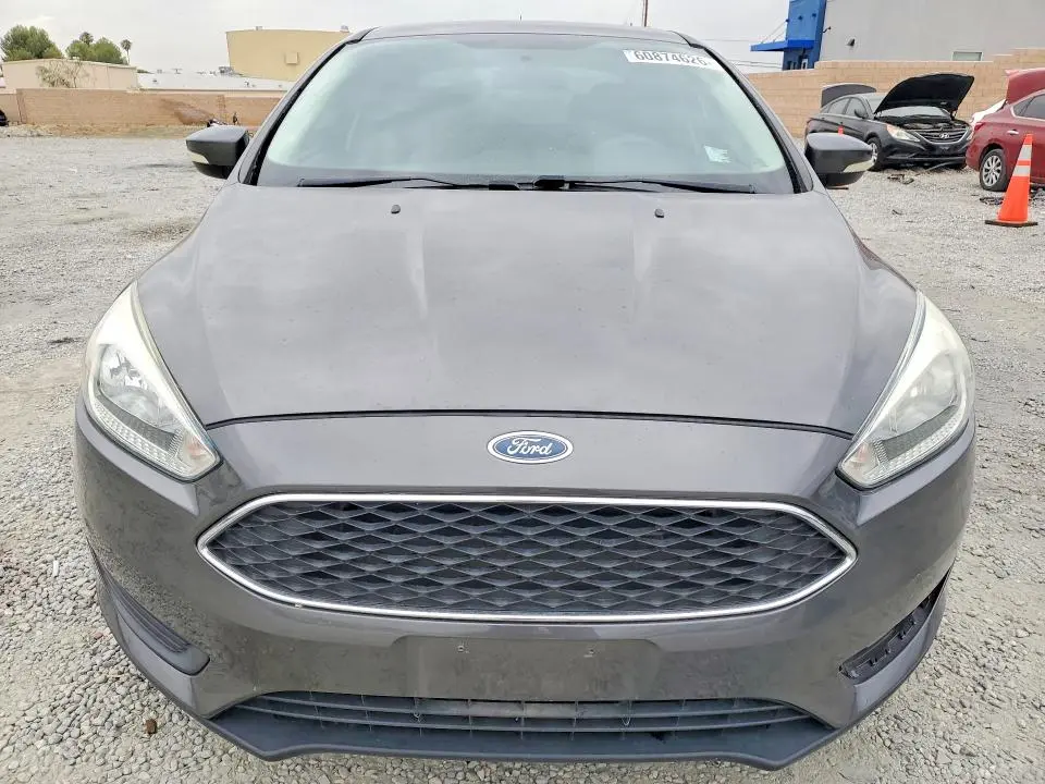 2015 FORD FOCUS SE  
