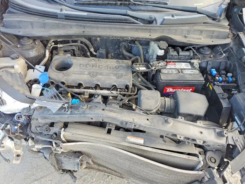 2011 HYUNDAI TUCSON GLS  