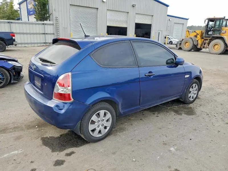 2011 HYUNDAI ACCENT GL  