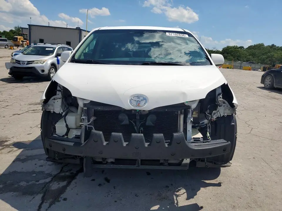 2011 TOYOTA SIENNA XLE 8-PASSENGER  