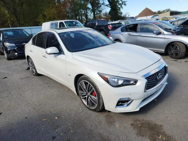 2019 INFINITI Q50 LUXE  