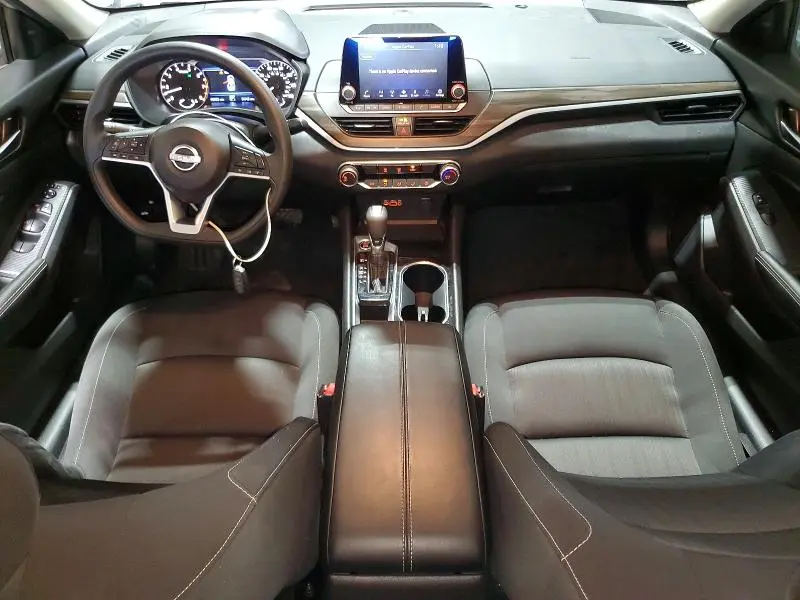 2024 NISSAN ALTIMA SV  