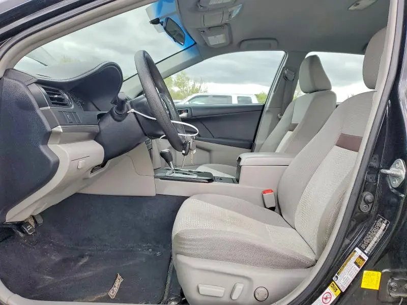 2012 TOYOTA CAMRY LE  