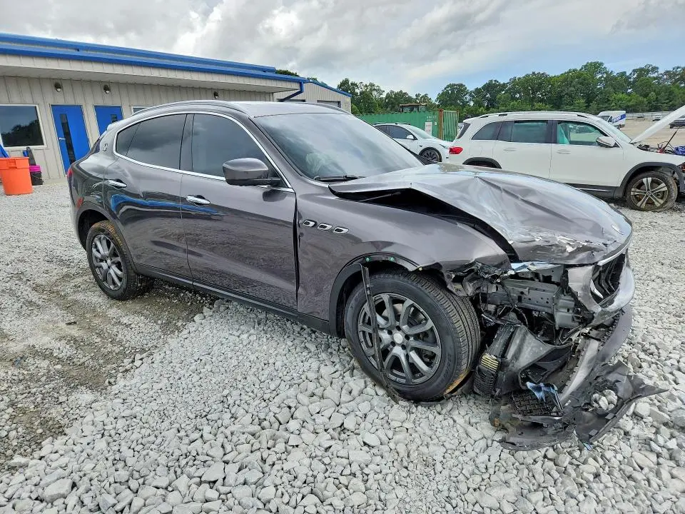 2018 MASERATI LEVANTE   