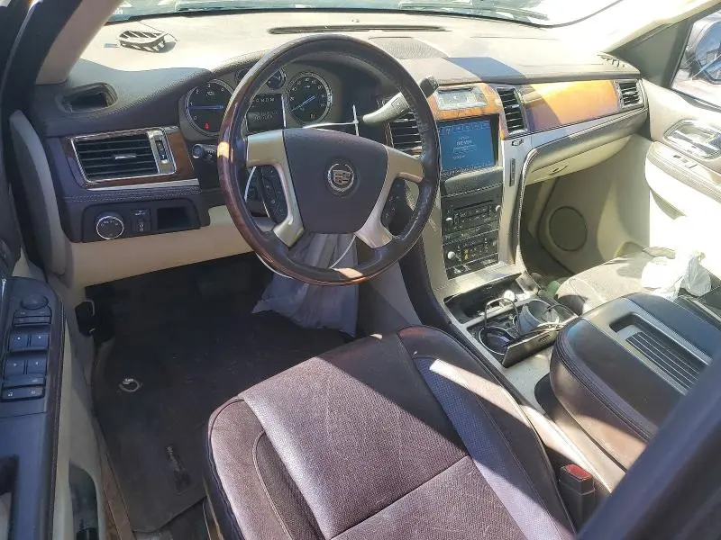 2011 CADILLAC ESCALADE ESV PLATINUM  
