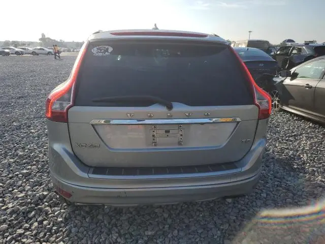 2016 VOLVO XC60 T5 PLATINUM  