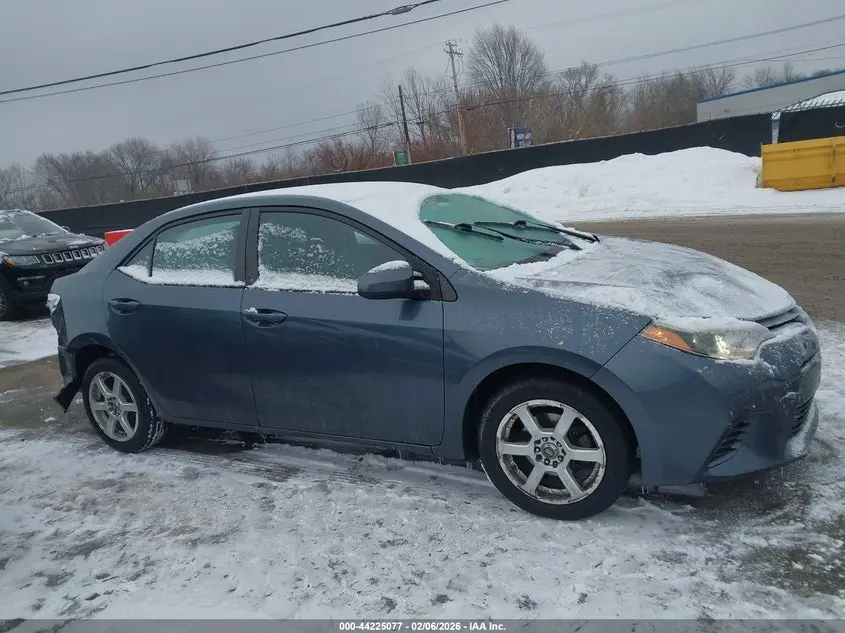 2015 TOYOTA COROLLA LE