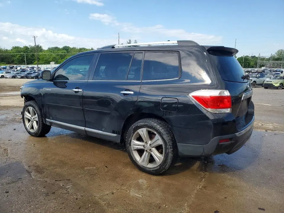 2013 TOYOTA HIGHLANDER LIMITED  