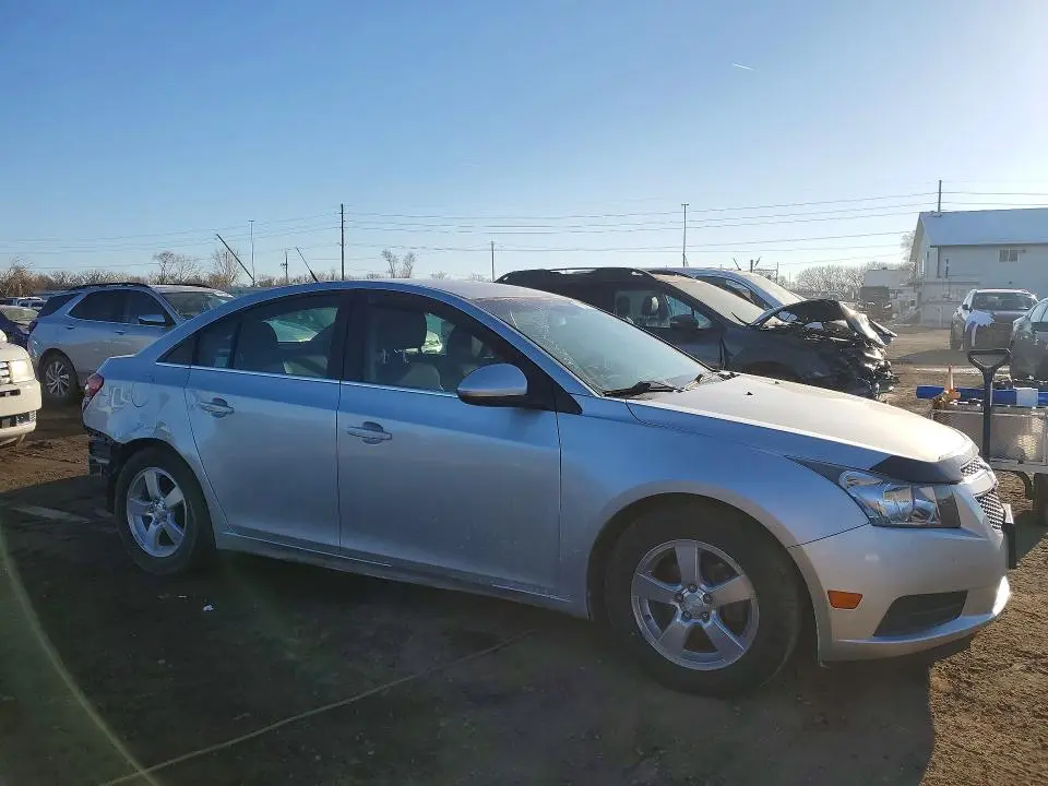 2013 CHEVROLET CRUZE LT  