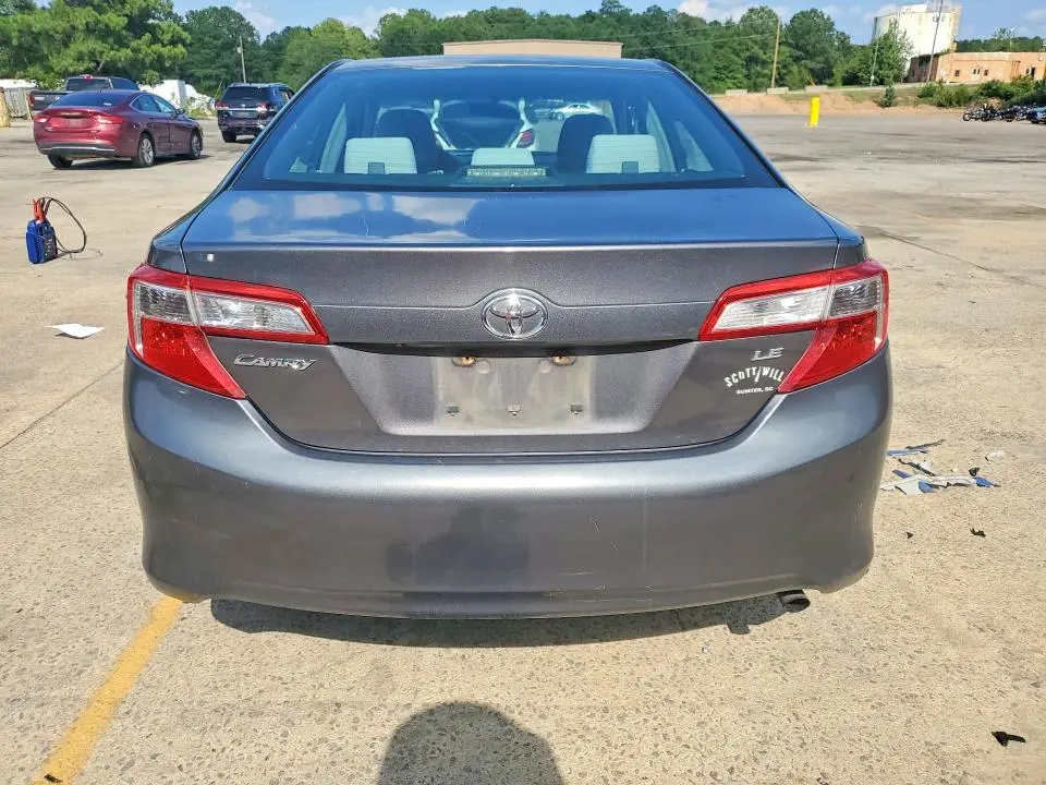 2014 TOYOTA CAMRY LE  