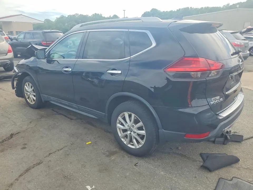 2017 NISSAN ROGUE SV  