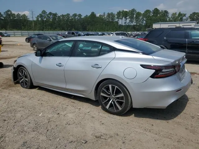2022 NISSAN MAXIMA SV  