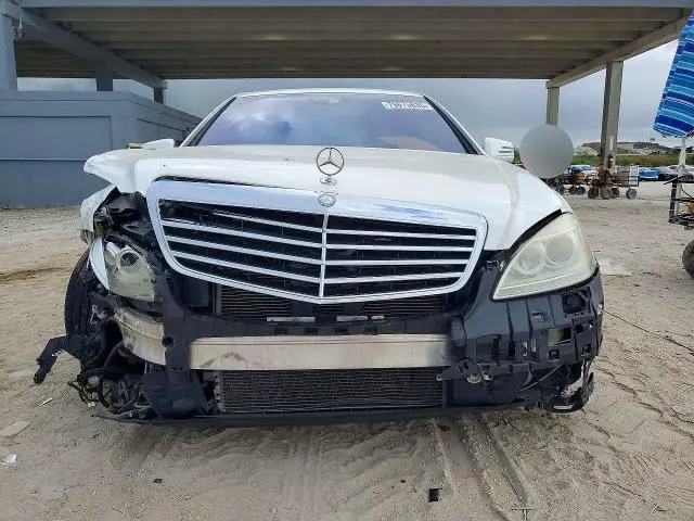 2010 MERCEDES-BENZ S 550  