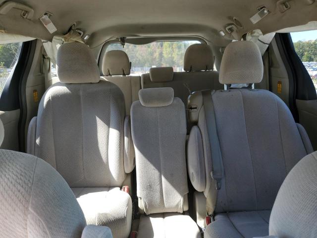 2014 TOYOTA SIENNA LE