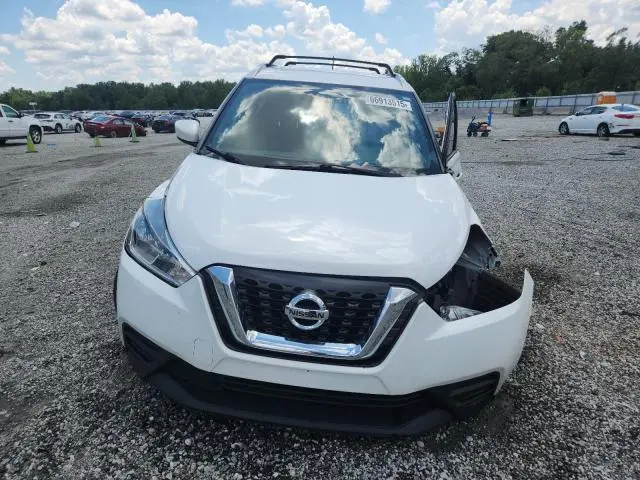 2019 NISSAN KICKS S  