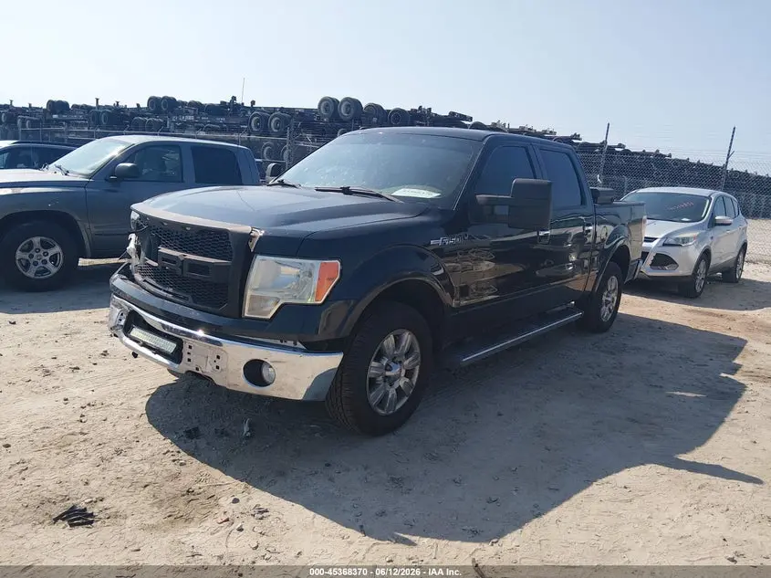 2010 FORD F-150 LARIAT