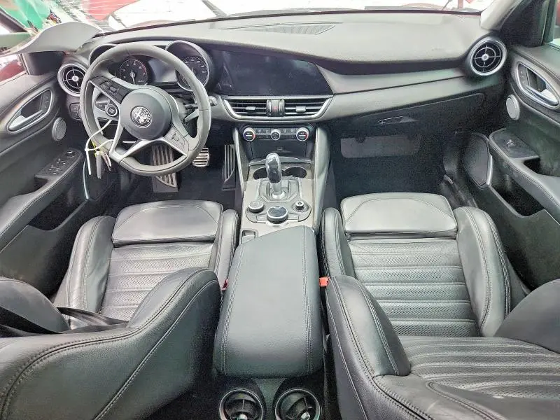 2017 ALFA ROMEO GIULIA TI  